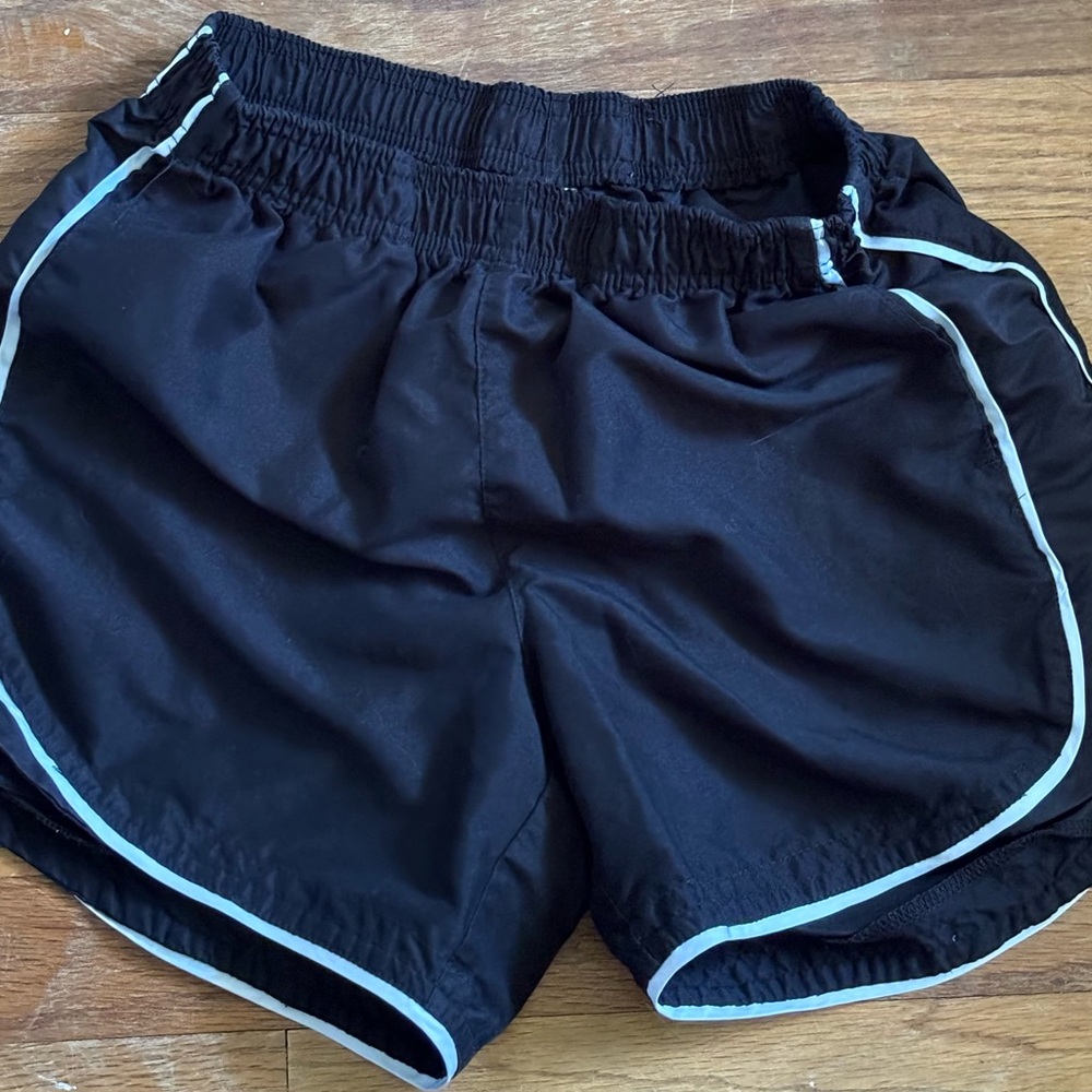 bdg athletic shorts womens!